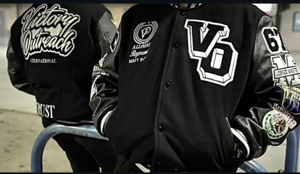 ジャケット・アウター INTERBREED DELIVER LOGO VAERSITY JACKET Interbreed Deliver Logo Varsity Jacket